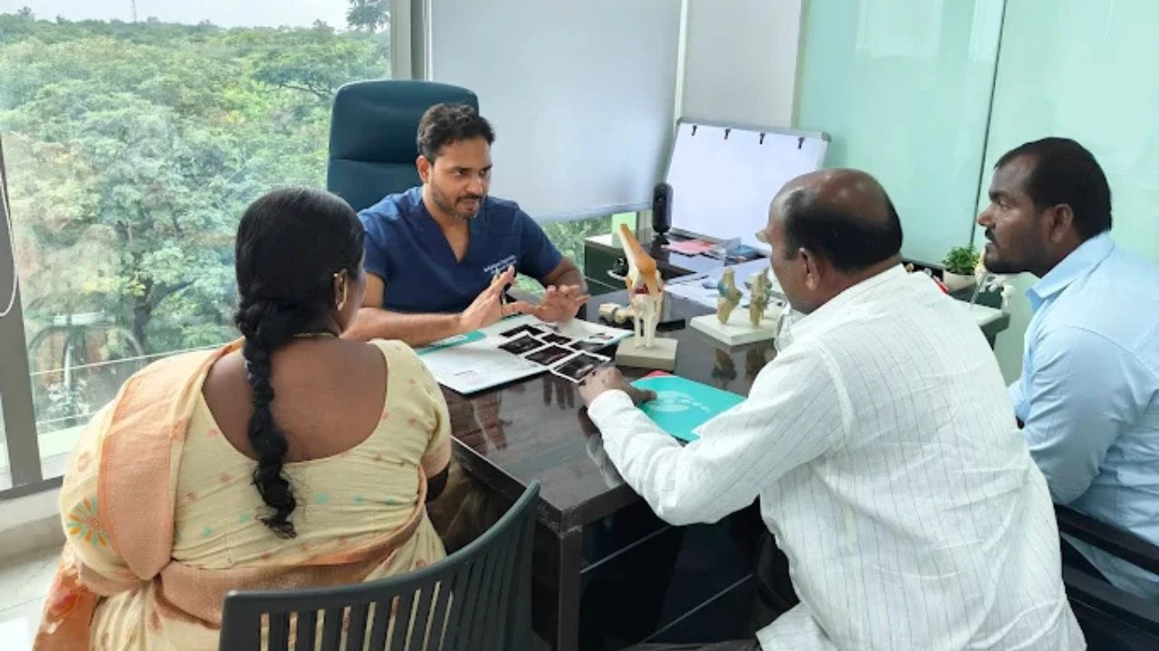Dr. Kartheek Telagareddy – Leading Orthopedic Doctor in Hyderabad | Founder of Healio RegenX